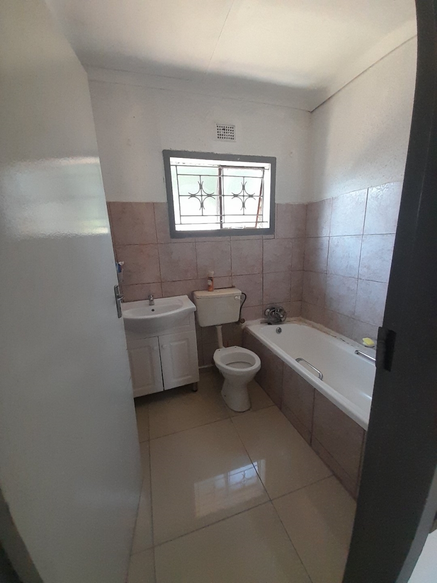 2 Bedroom Property for Sale in Lebanon North West